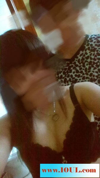 23-11咪咪很挺，毛毛很美，皮肤很白(27P)