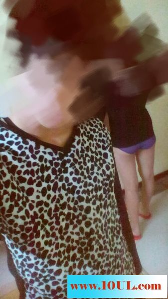 23-11咪咪很挺，毛毛很美，皮肤很白(27P)