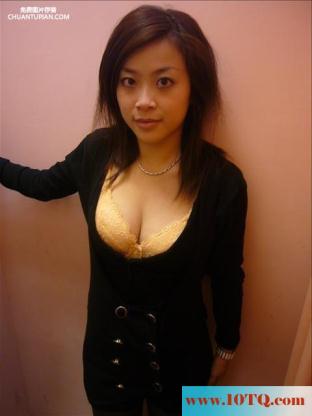 充满诱惑的女同事(12P)