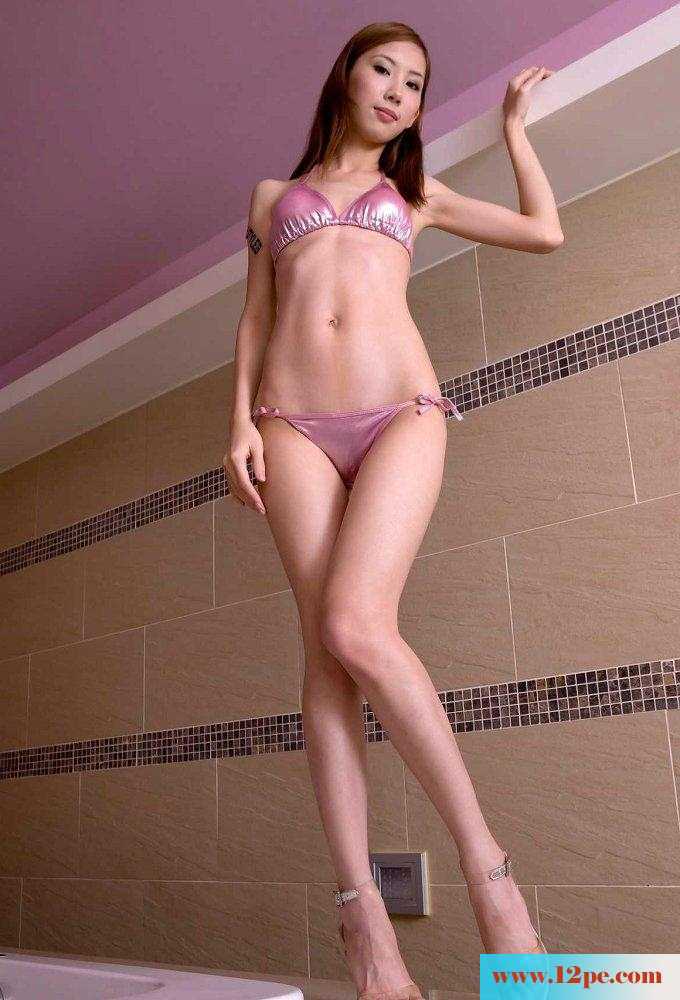 那白嫩美腿身材真美(13P)