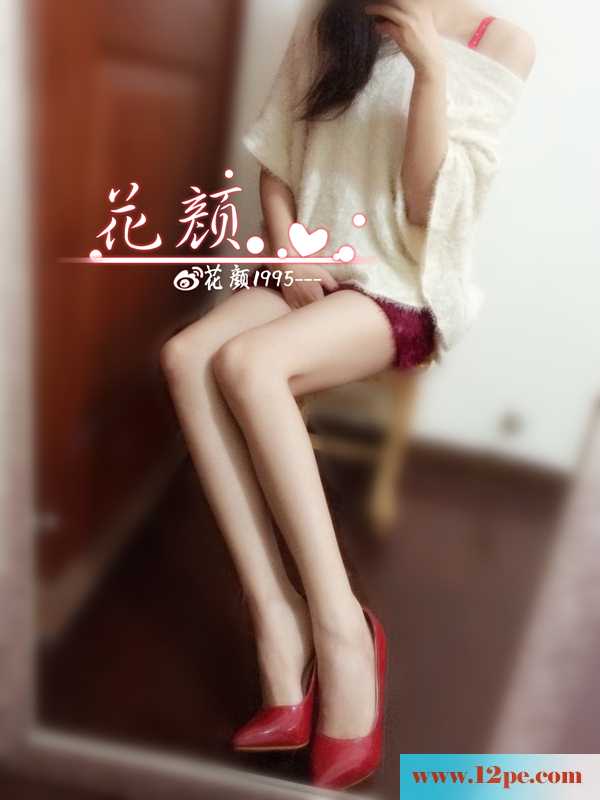 第十三期，觉得下面好空～把穿着的肉丝塞到骚