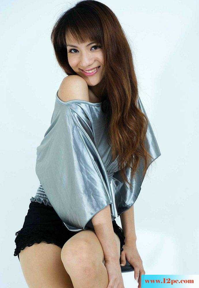 性感腿模那迷人超薄肉丝腿细长唯美(12P)