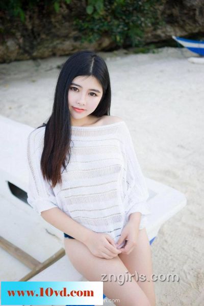 露西妹妹沙滩美臀秀【12P】