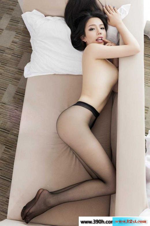 性感美女妮小妖大胆写真照(15P)