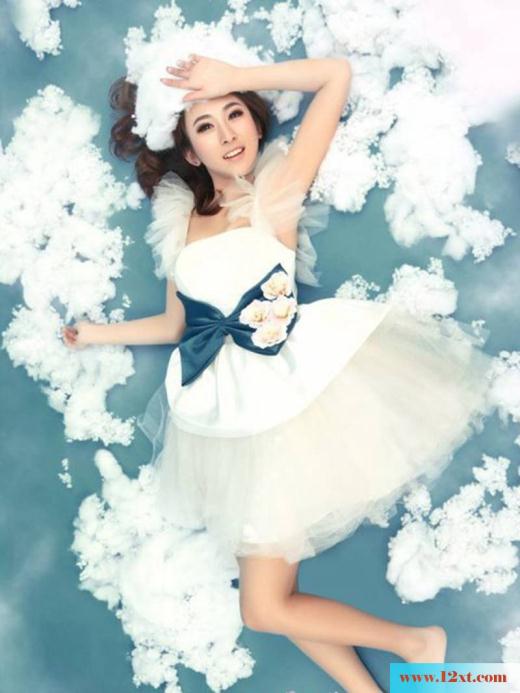 雪白的美女公主照片好清纯(10P)