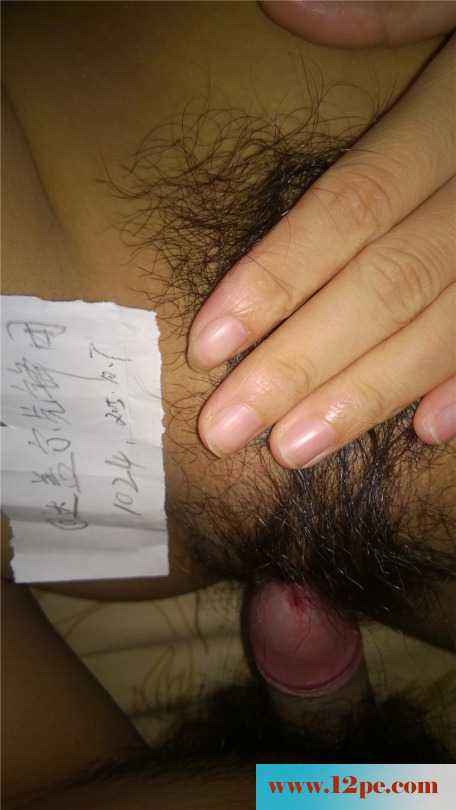 和老婆的一场深夜激情(11P)