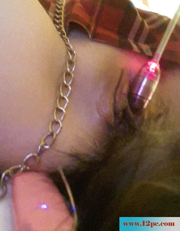 和女友的各种道具调情，放尿图，淫水都带拉丝