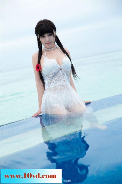 纱裙丰满女炎炎夏日海边秀身材【12P】