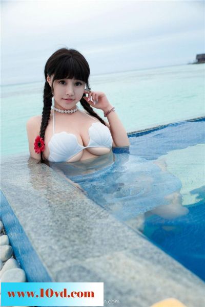 纱裙丰满女炎炎夏日海边秀身材【12P】