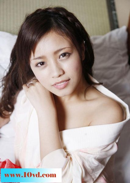 游泳池运动后回酒店房间里更显销魂妩媚女【1