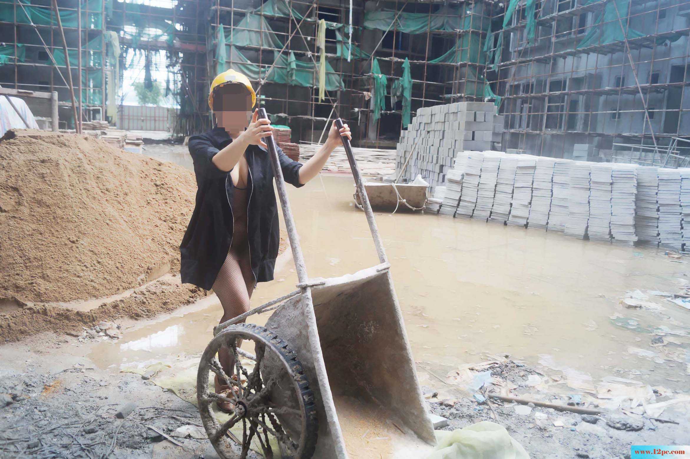 骚妻外拍学习篇完善版：妇唱夫随摄天下之农林