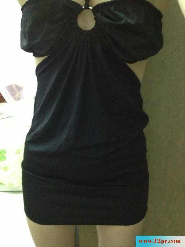 外地工作女友发来自拍裸照(11P)