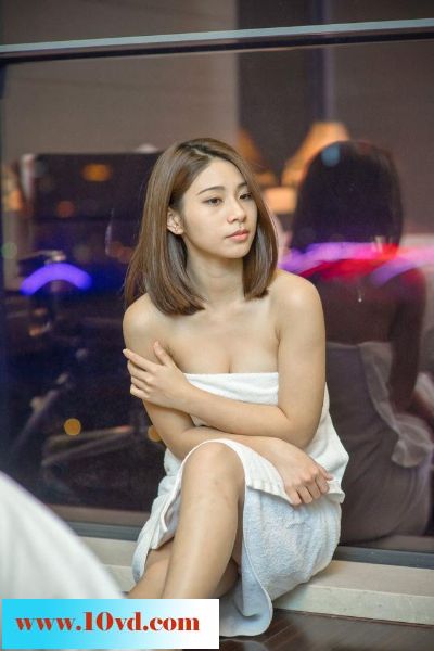 豪华卧室里的小萌嫩妹妹【13P】