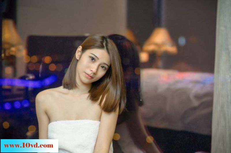 豪华卧室里的小萌嫩妹妹【13P】