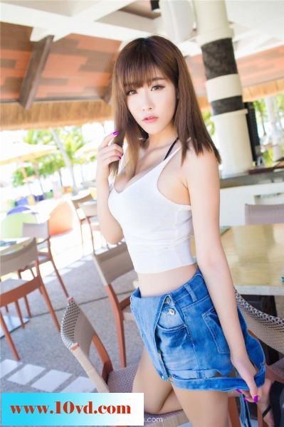 姿色女户外明媚多姿【11P】