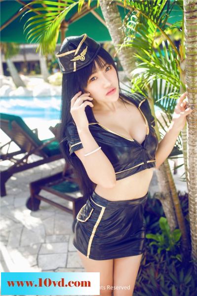 棕边的绰而多姿美女【10P】