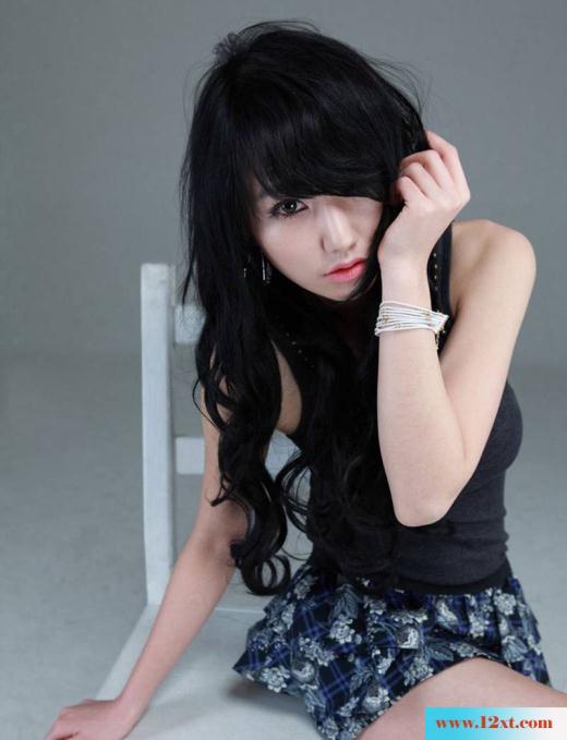 长腿美女甜美惹人爱(11P)