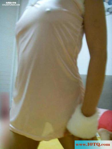 淫荡老婆那湿润小穴很骚肉感身材(15P)