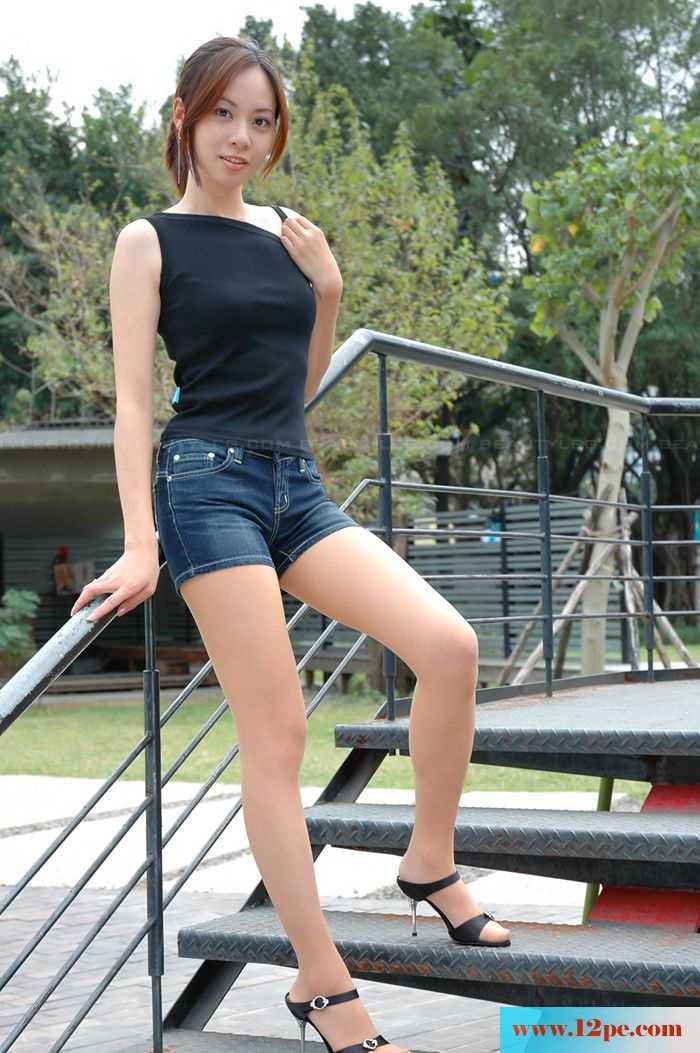 喜欢美女那光滑诱人超薄肉丝细腿【16P】