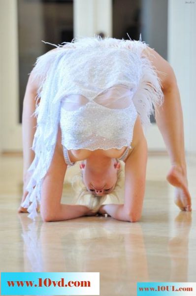 Jessica-the-beautiful-contortionist(15P)