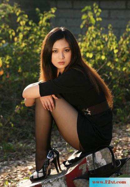 黑丝气质靓女(10P)