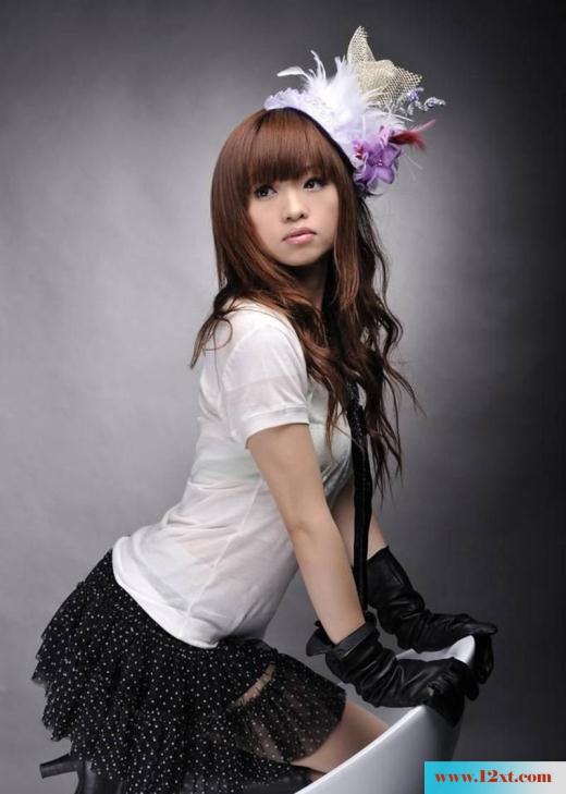 花样年华美少女肉丝高跟美腿秀(12P)