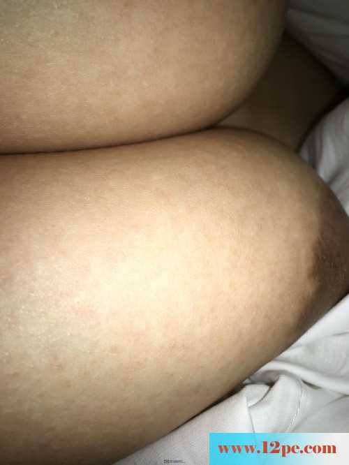 把玩巨乳骚货的大奶，美乳控的福利！(31P)