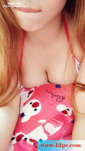 丰满的乳房白嫩的肌肤(11P)