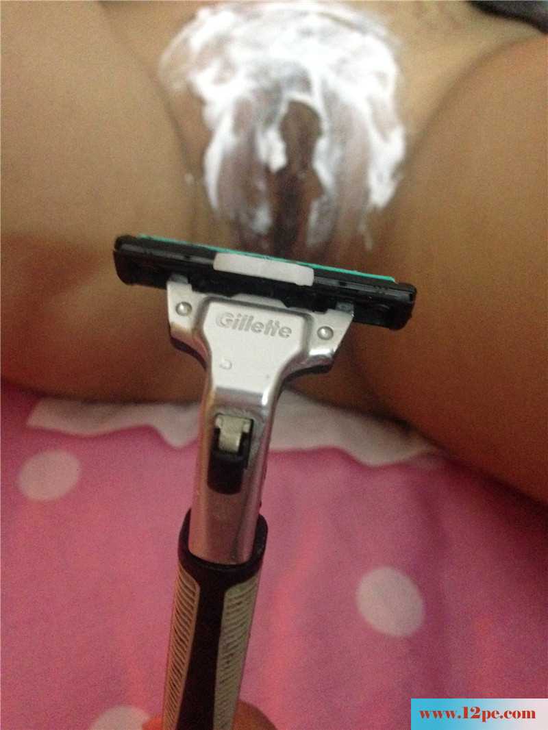 给骚老婆刮毛-期待夫妻交流(22P)