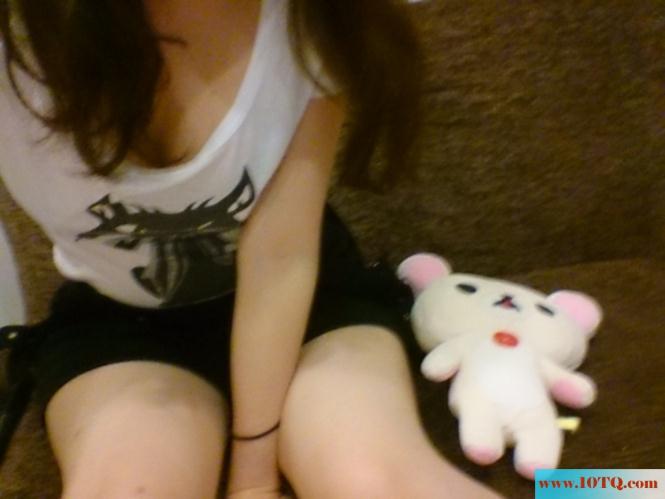美少女还是处女哦！生理前想男生自拍摄的一些