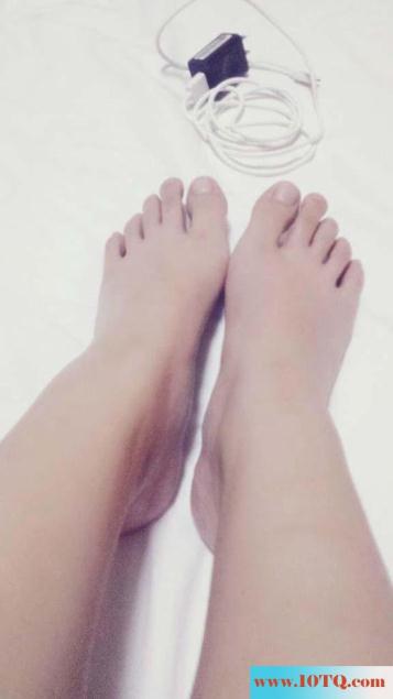 难得一见的饱满粉木耳大奶炮友(11P)