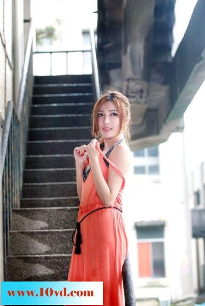 活力丰满学院女生低迷人多情【12P】
