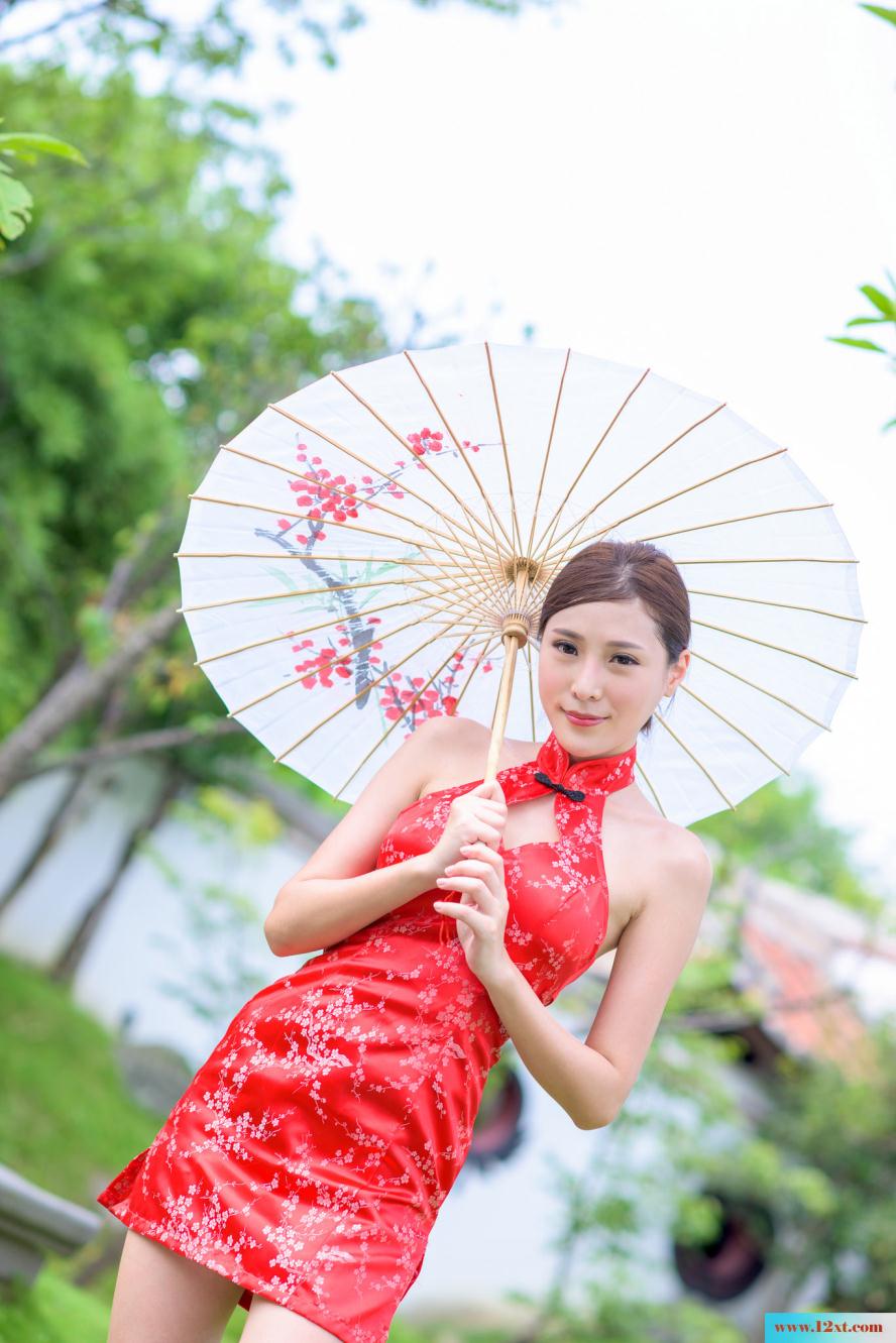美白大腿-李小星【40P】