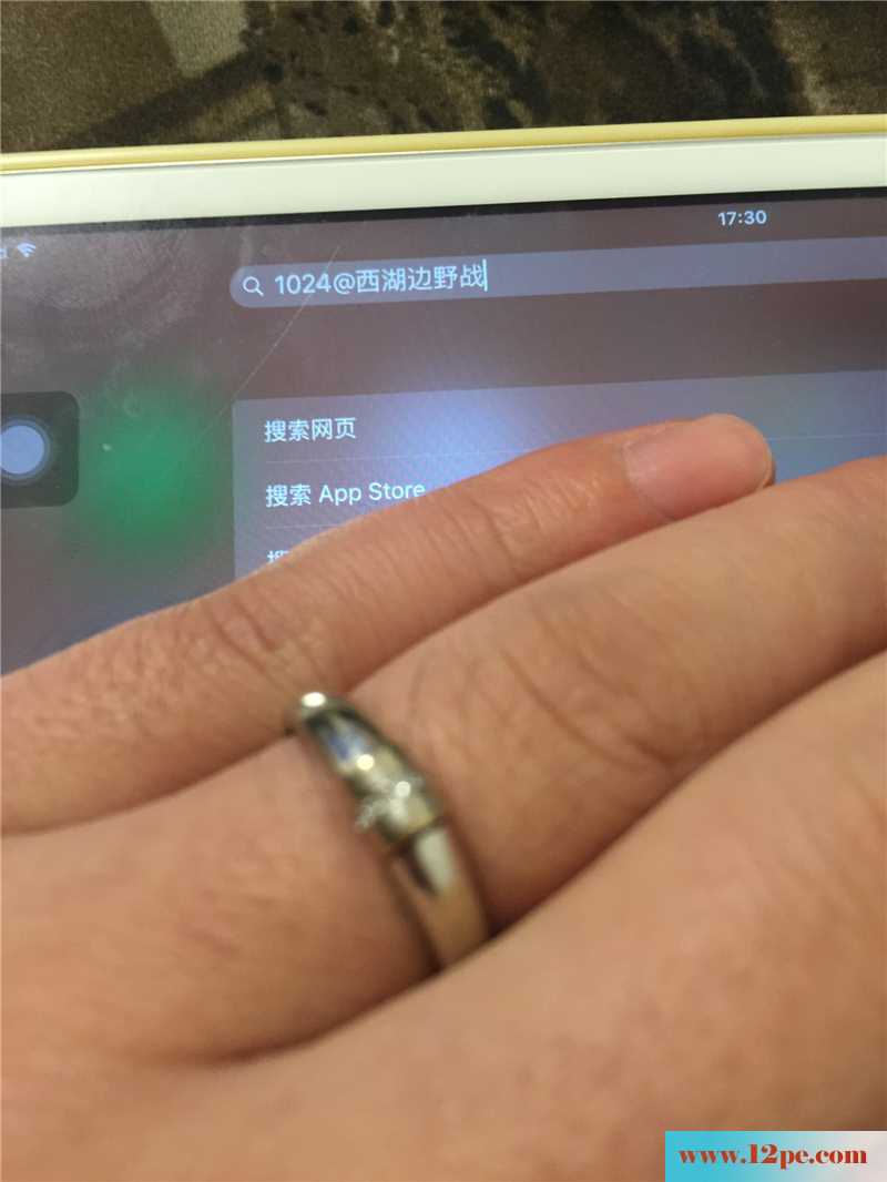 和亲爱的在宾馆大战(25P)