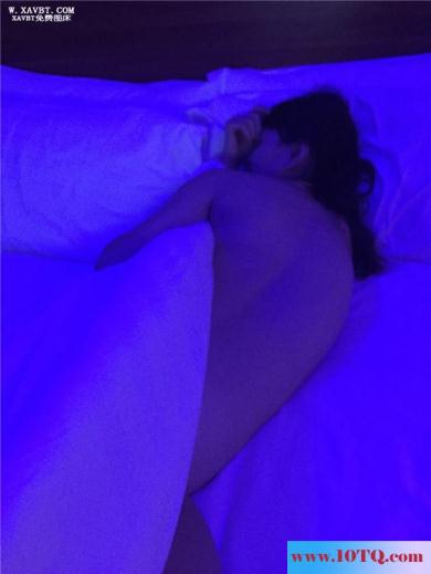 与已婚女同事在高级酒店一夜激情(15P)