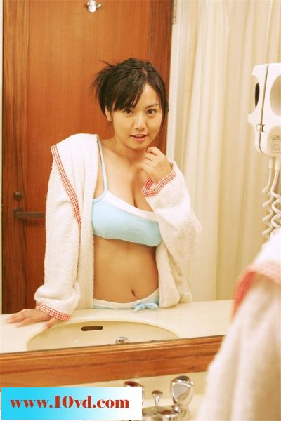 少女人丰熟性感湿身【10P】