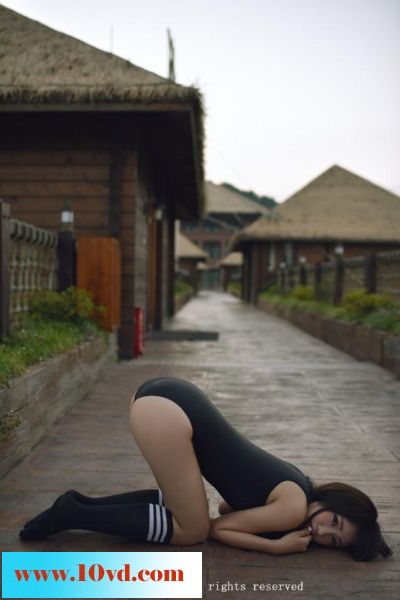 水库户外双马尾性感美女【15P】