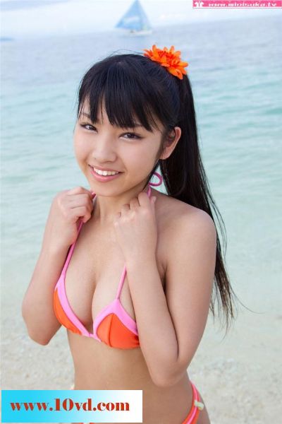 甜美小苹果美丰肥臀清凉户外秀【14P】