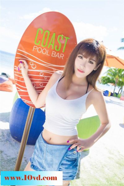 椰林沙滩欢乐清新妹子【13P】