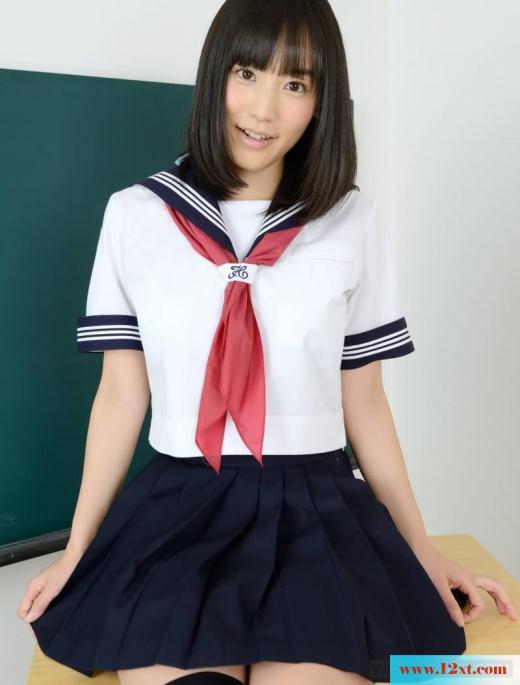 教室里的美腿学生妹(14p)
