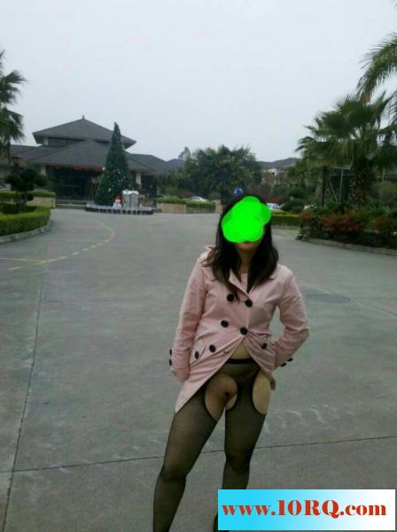 大姐這樣身材也敢在公園到處露，被人看到真會