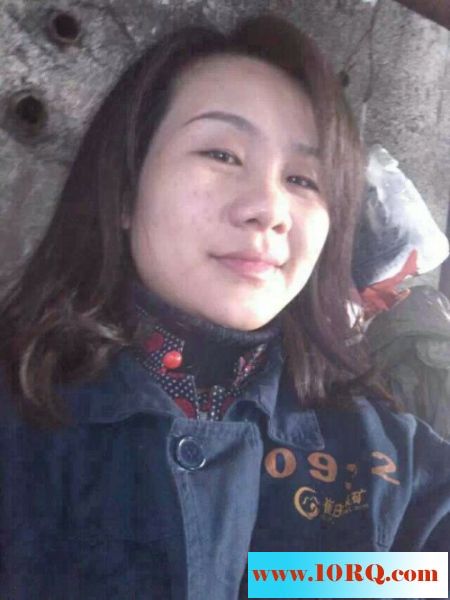 05-18微山湖邊的妹子，水靈靈的，露臉照18P
