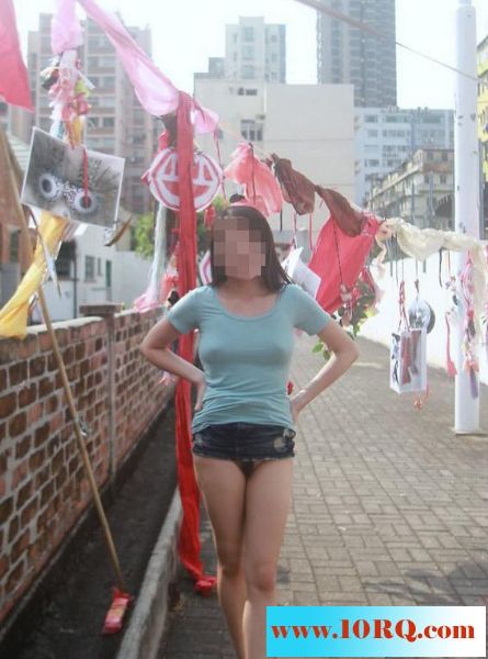 05-23大白天在各種場合露，8P