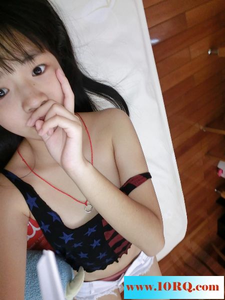 05-2990後小羅利超可愛11P