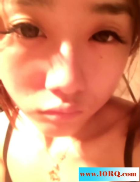 06-02漂亮的美女都有颗淫荡的心21P
