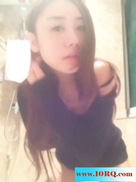 06-02漂亮的美女都有颗淫荡的心21P