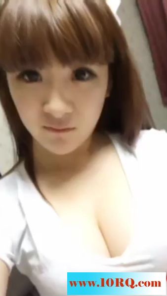 06-04制服和性感內衣的誘惑，露臉15P