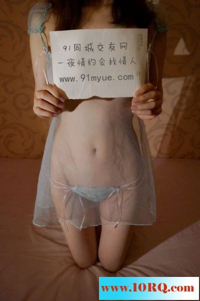 06-10充满暧昧色调的肉丝粉裙少妇13P