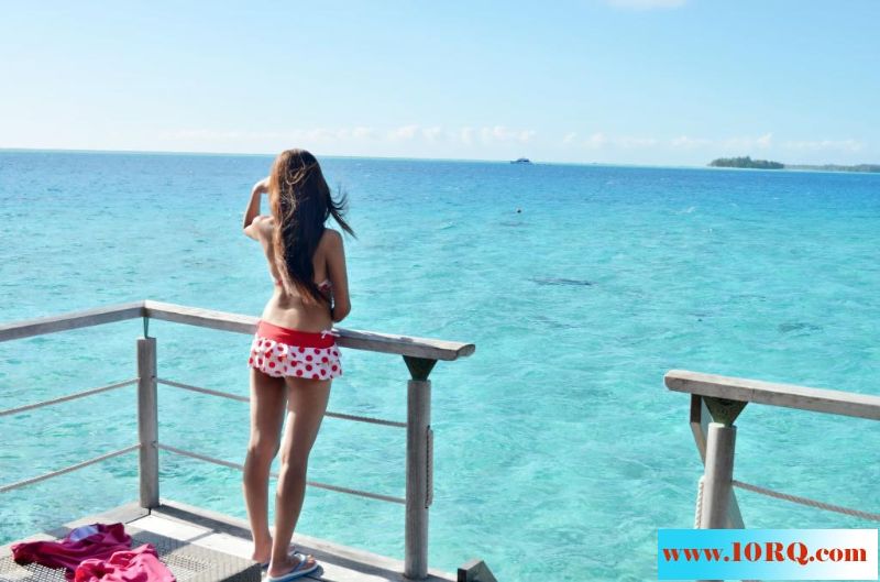 06-14女朋友旅游的第一次自拍30P