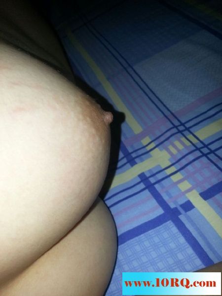 06-17騷逼女友著急讓我拍35p